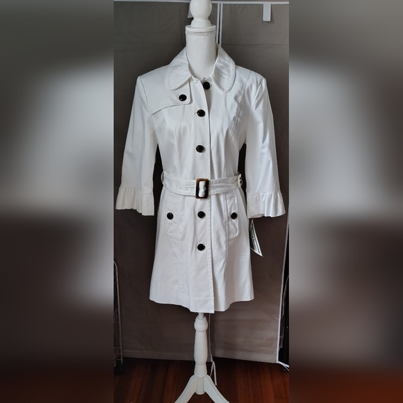 Marvin Richards Jackets & Blazers - Marvin Richards Women's Trench Coat Size L  White Ruffle Sleeve Waist Belt Coat